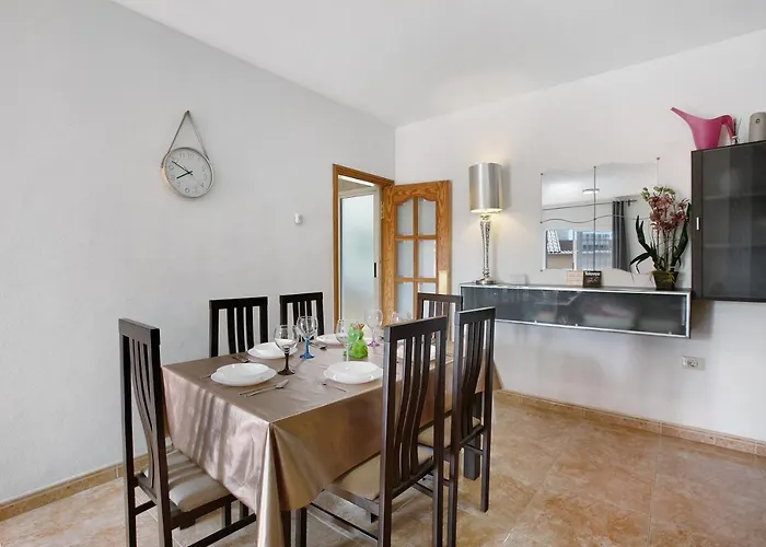 Nyaraló 3 Bedroom Near Sta Cruz Santa Cruz de Tenerife