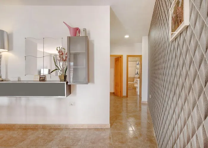 3 Bedroom Near Sta Cruz *