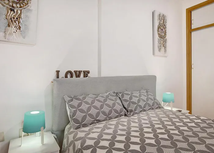 Nyaraló 3 Bedroom Near Sta Cruz