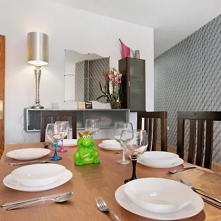 度假居 3 Bedroom Near Sta Cruz *