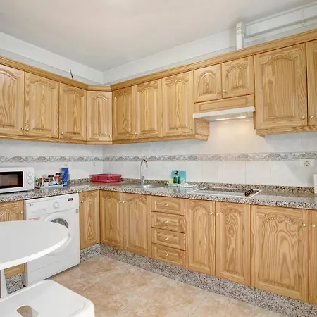 3 Bedroom Near Sta Cruz Santa Cruz de Tenerife