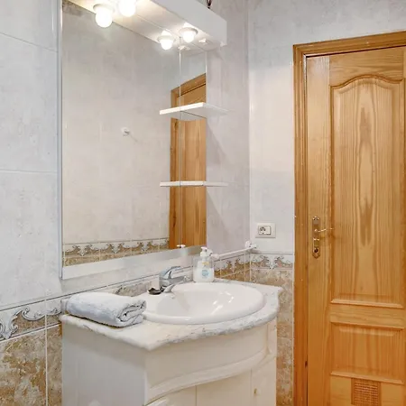 3 Bedroom Near Sta Cruz *