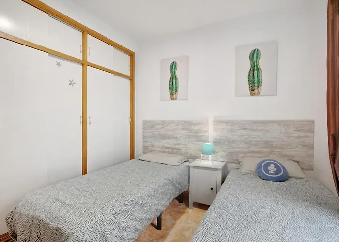 3 Bedroom Near Sta Cruz * Santa Cruz de Tenerife