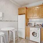 3 Bedroom Near Sta Cruz 別荘