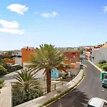 別荘 3 Bedroom Near Sta Cruz サンタクルスデテネリフェ