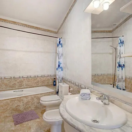 3 Bedroom Near Sta Cruz Prázdninový dům